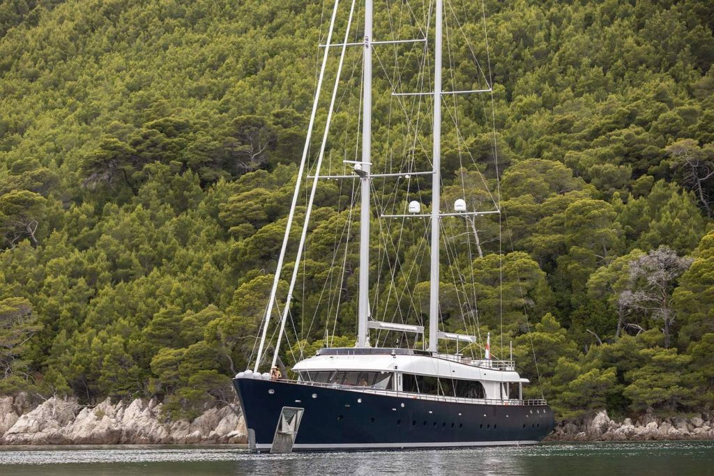 Nocturno – Luxury Sailing Yacht