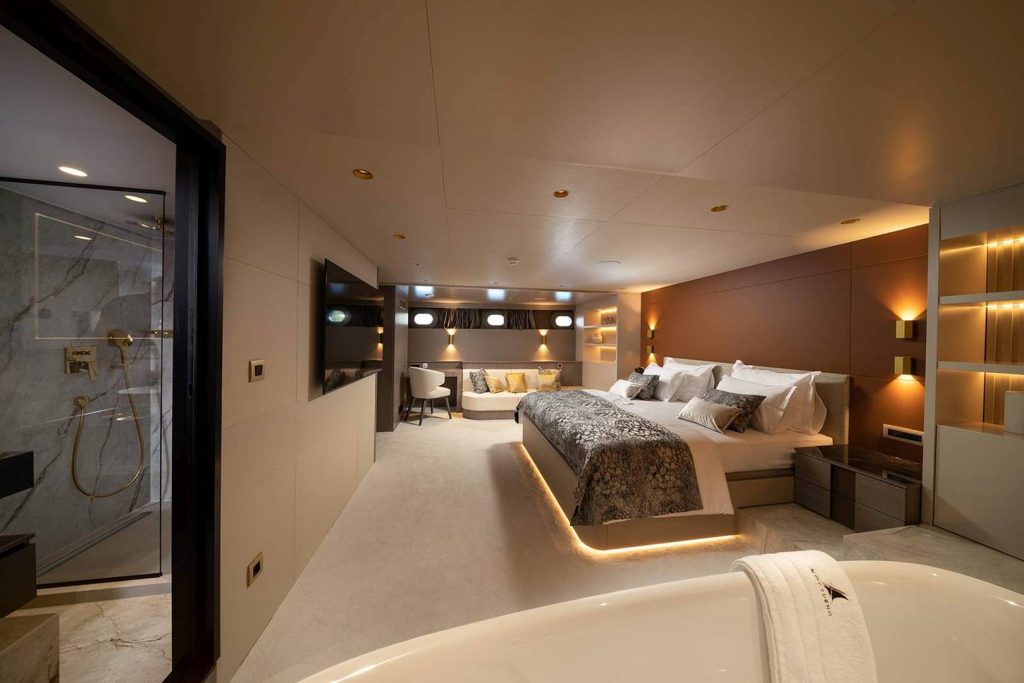 Nocturno – Luxury Sailing Yacht